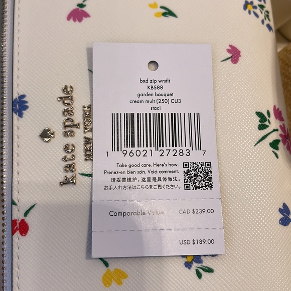 Kate Spade Staci Garden Bouquet Boxed Zip Wristlet
Cream Multi - Picture 15 of 16